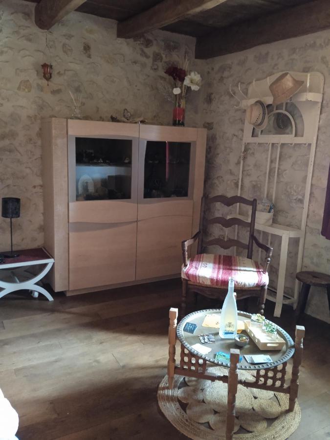 Chez Karine Bed & Breakfast Ceyzerieu Ngoại thất bức ảnh