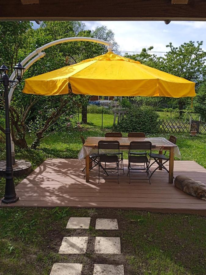 Chez Karine Bed & Breakfast Ceyzerieu Ngoại thất bức ảnh