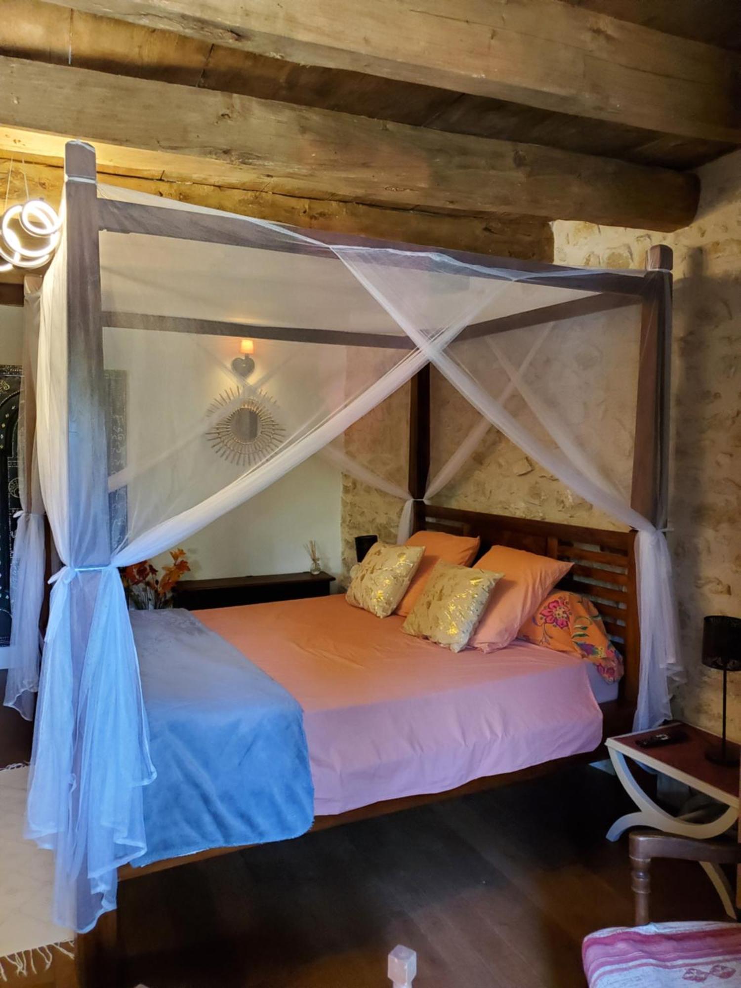 Chez Karine Bed & Breakfast Ceyzerieu Ngoại thất bức ảnh